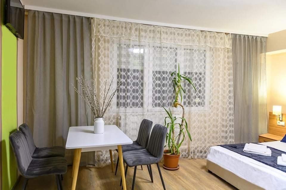 Wandorf 125 Apartman Sopron Eksteriør billede